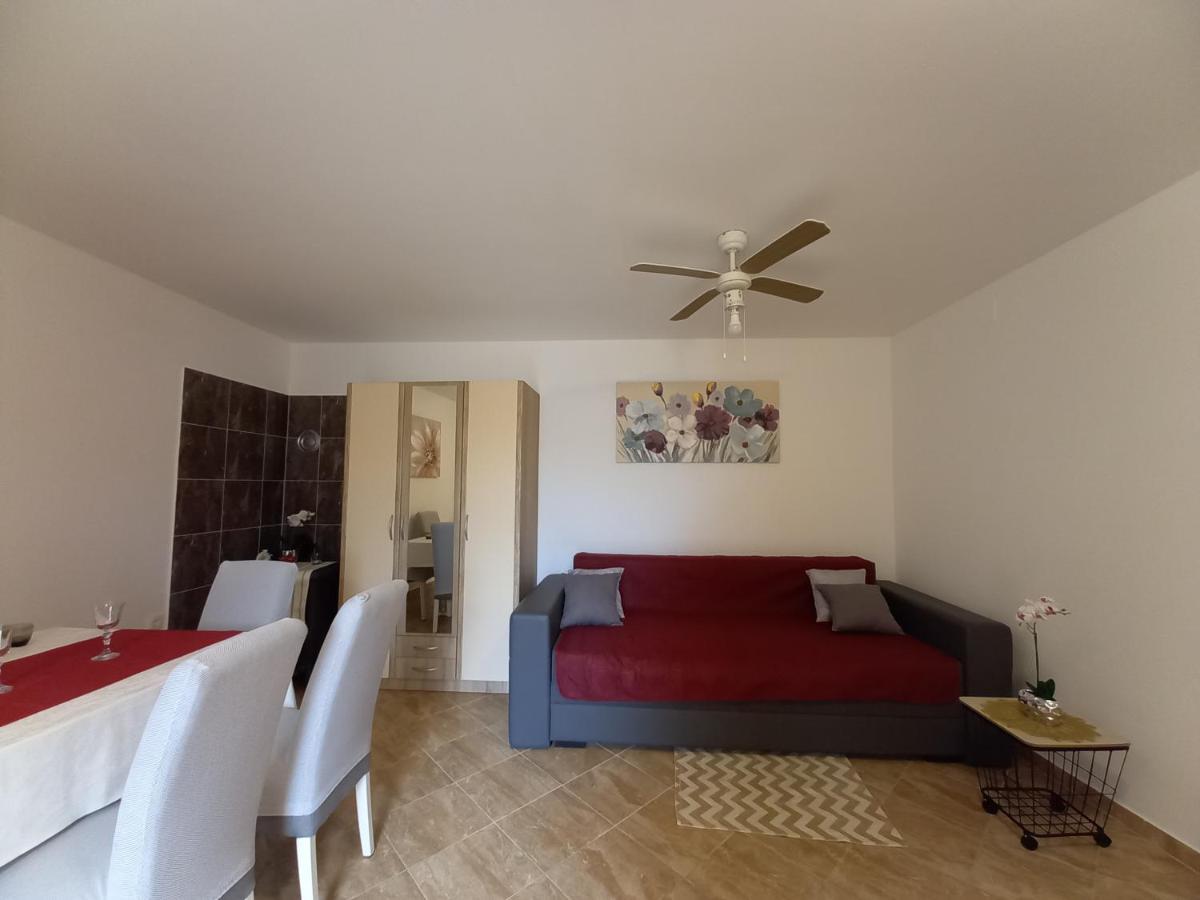 Apartment & Studio Vrdoljak Sveti Anton  Екстериор снимка