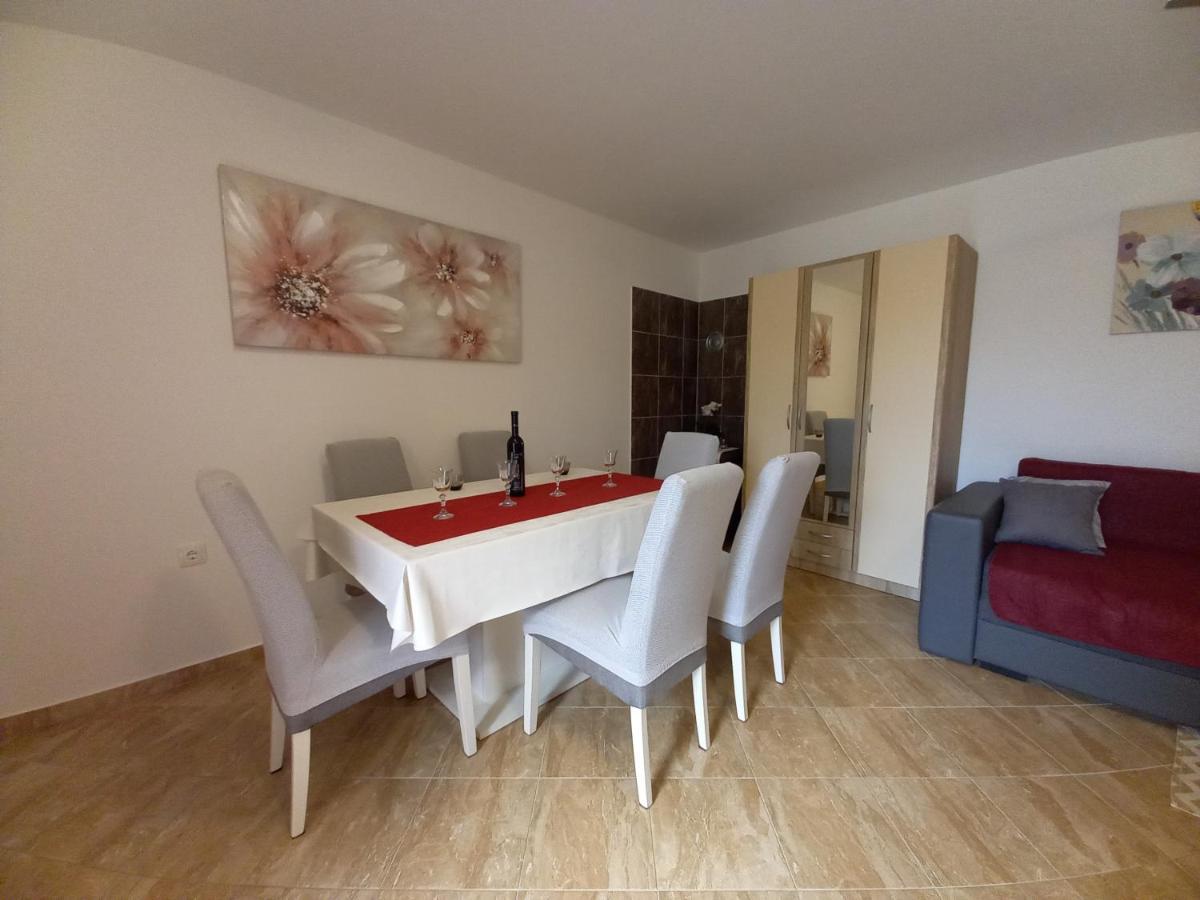 Apartment & Studio Vrdoljak Sveti Anton  Екстериор снимка