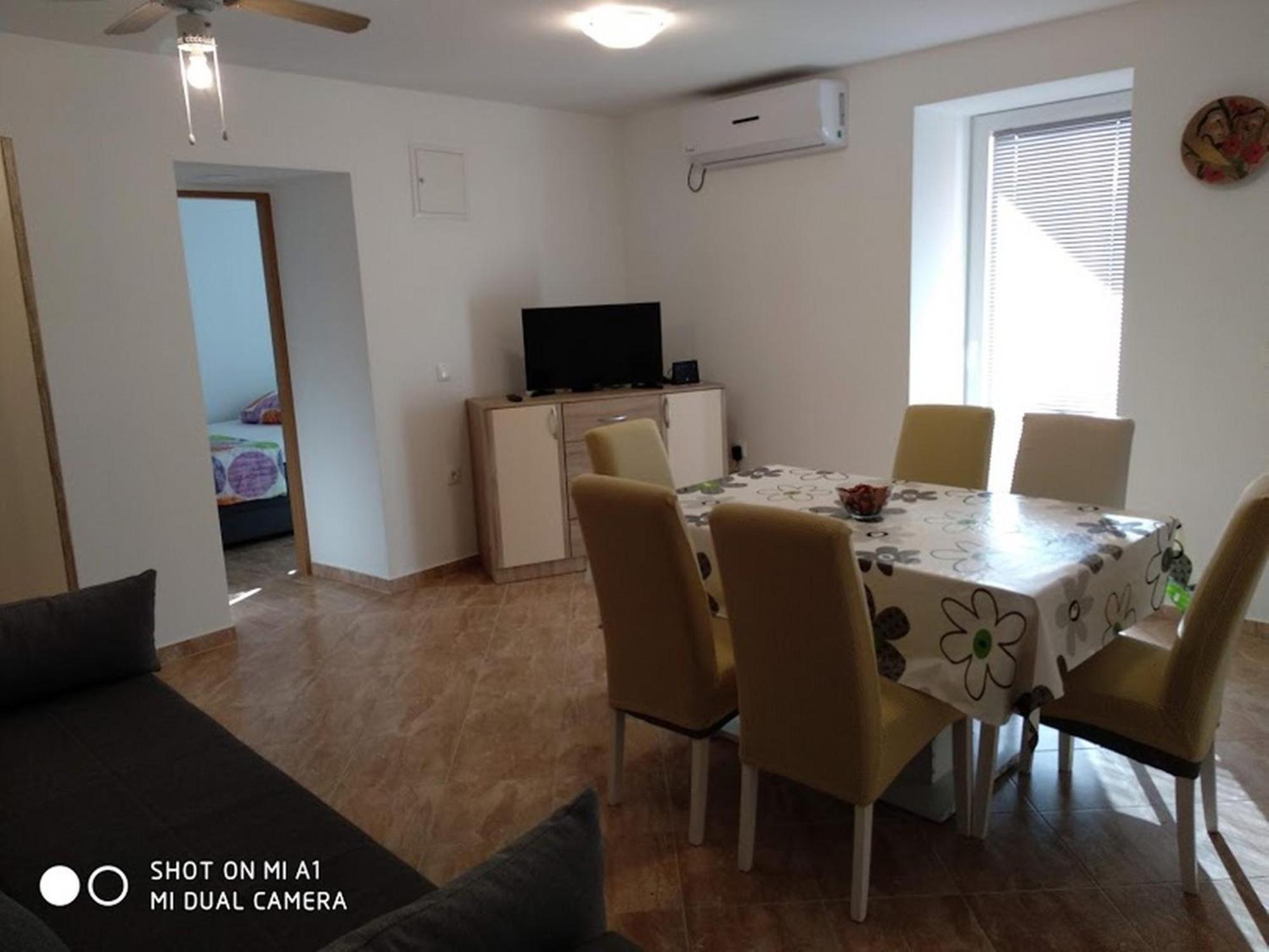 Apartment & Studio Vrdoljak Sveti Anton  Стая снимка